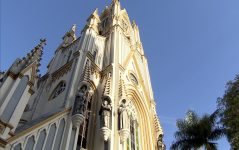 na-hora-da-missa,-mulher-e-furtada-dentro-da-basilica-de-lourdes,-em-belo-horizonte